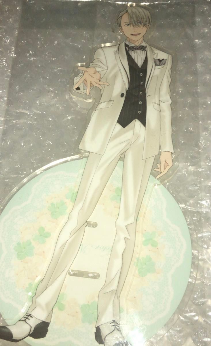ユーリ on ICE×with a WISH ウェディングタキシード アクリル ユーリ on ICE×with a WISH ウェディングタキシード アクリル