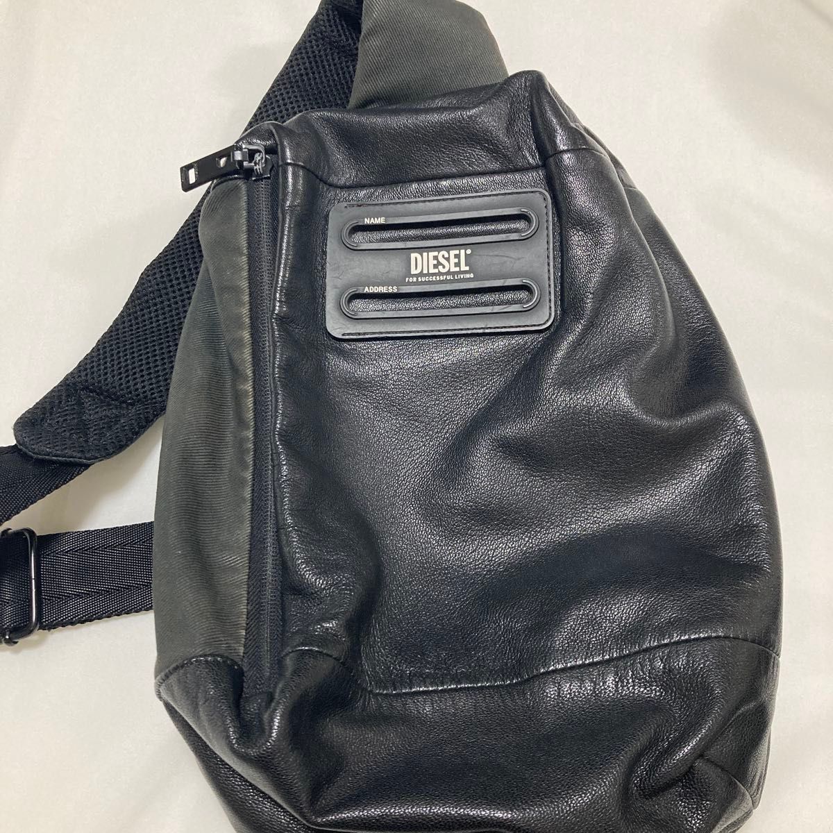 DIESEL ブラック ボディバッグ|Yahoo!フリマ(旧PayPayフリマ) DIESEL ブラック ボディバッグ|Yahoo!フリマ(旧PayPayフリマ)