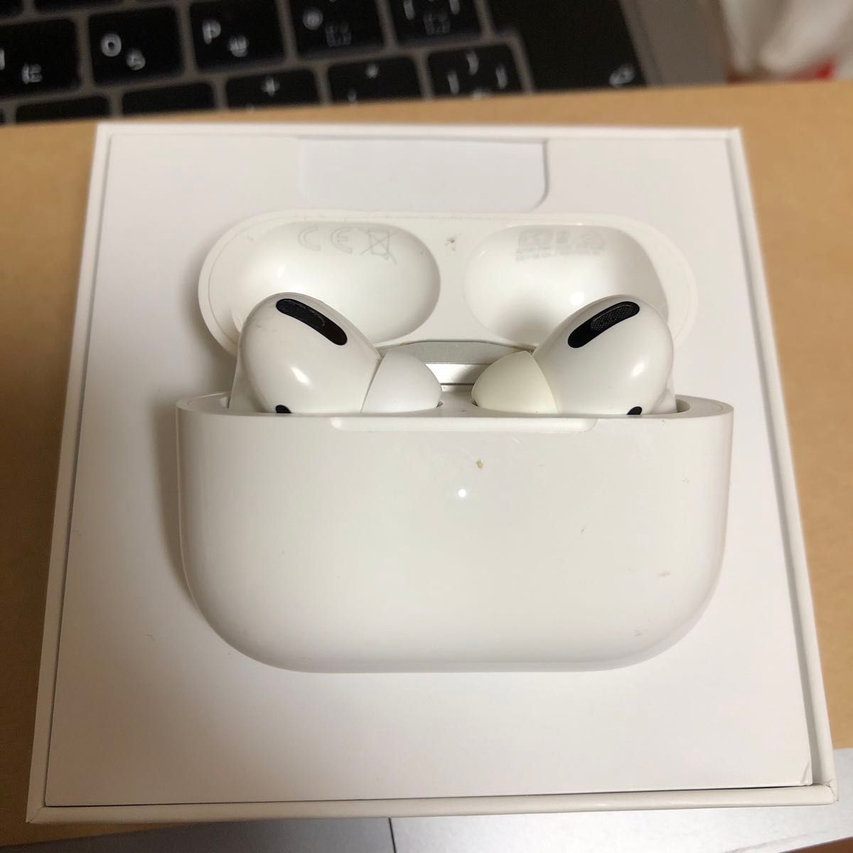 Apple AirPods Pro 第1世代 A2084 ワイヤレスイヤホン アップル Apple AirPods Pro 第1世代 A2084 ワイヤレスイヤホン アップル
