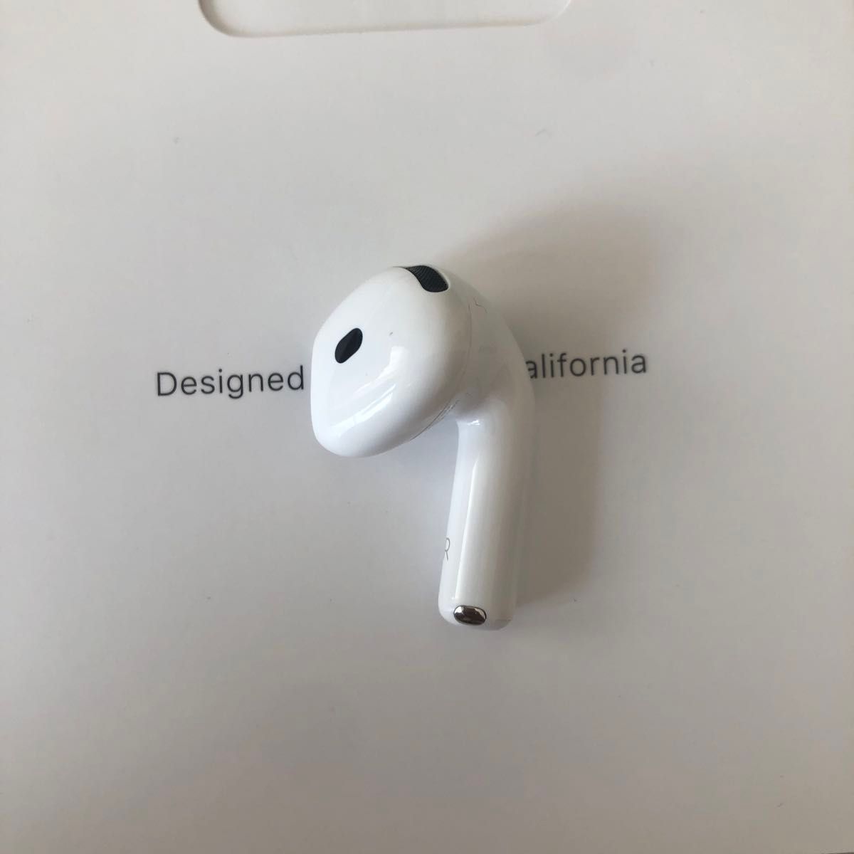 Apple AirPods 第4世代 ANC A3055 右耳 右側 右 アップル|Yahoo Apple AirPods 第4世代 ANC A3055 右耳 右側 右 アップル|Yahoo