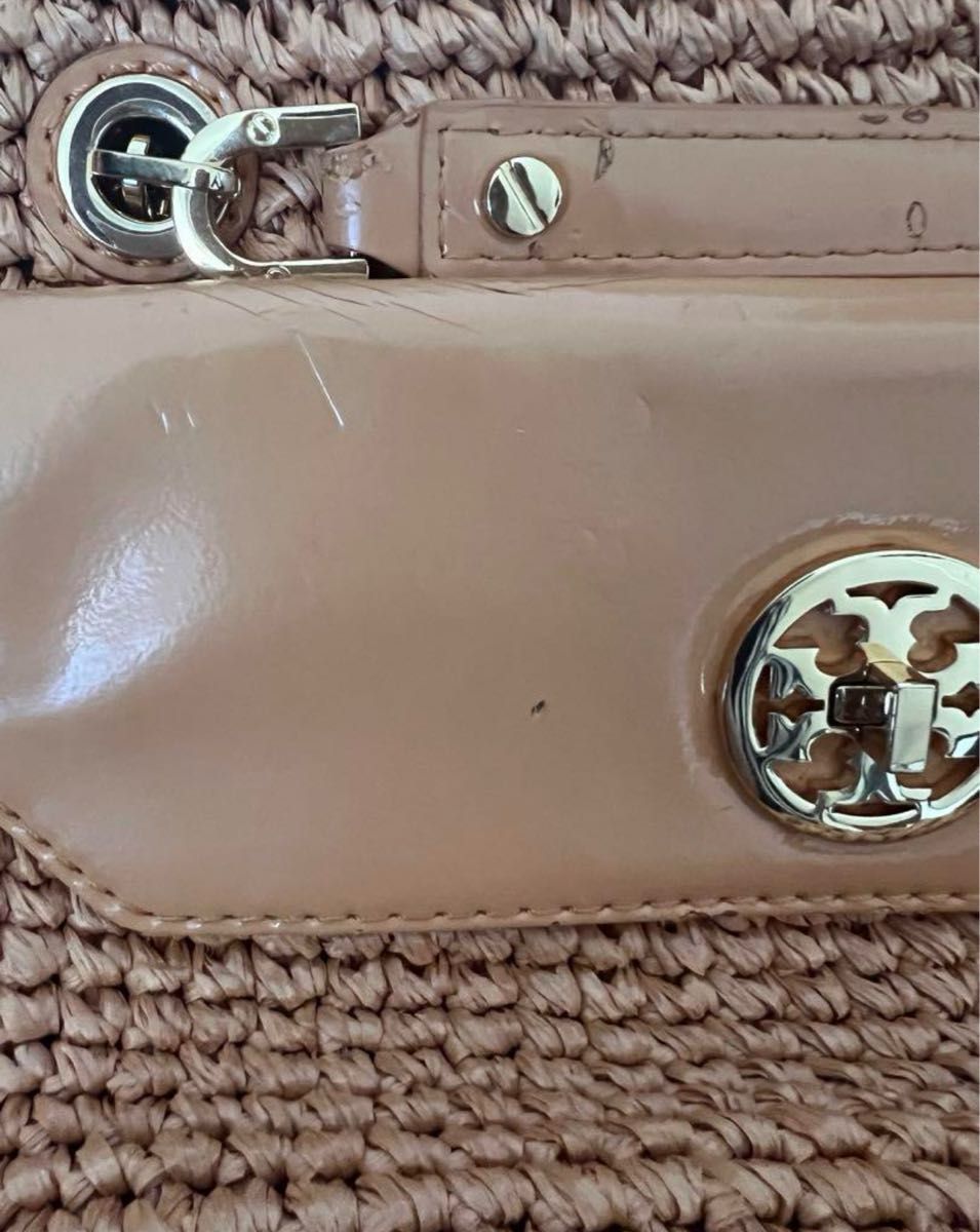 TORY BURCH ショルダーバッグ ベージュ 編み込み チェーン TORY BURCH ショルダーバッグ ベージュ 編み込み チェーン
