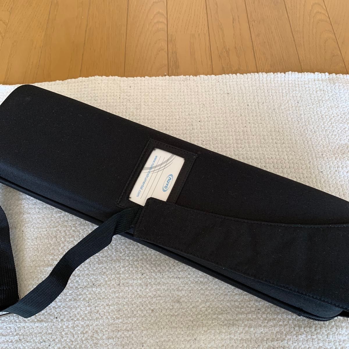 NUVO /ヌーボ プラスチック製 C管学生フルート(ブラック)超美品 NUVO /ヌーボ プラスチック製 C管学生フルート(ブラック)超美品