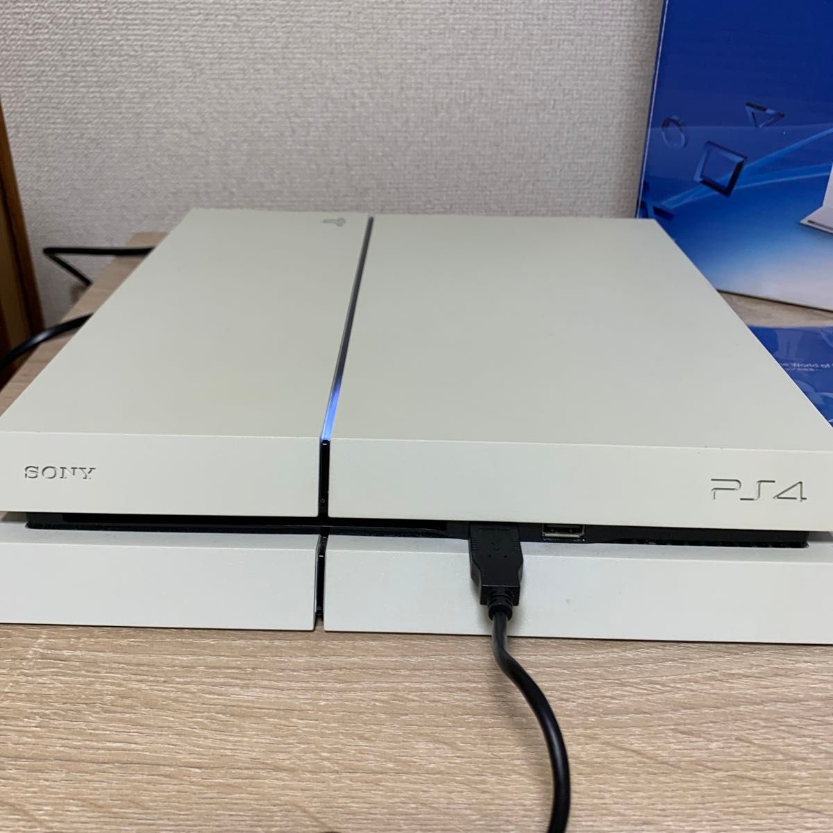 PlayStation4 500GB グレイシャー・ホワイト CUH-1200AB02(中古 PlayStation4 500GB グレイシャー・ホワイト CUH-1200AB02(中古