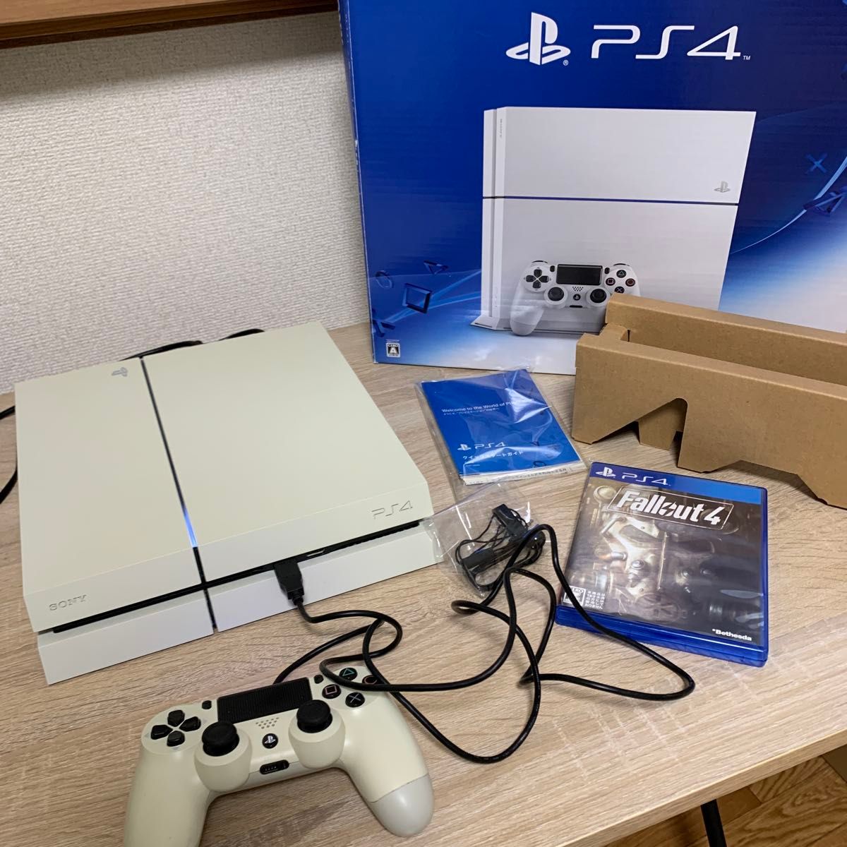 PlayStation4 500GB グレイシャー・ホワイト CUH-1200AB02(中古 PlayStation4 500GB グレイシャー・ホワイト CUH-1200AB02(中古
