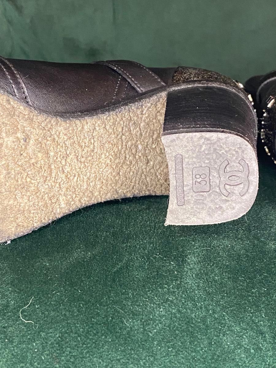 水原希子さん着用モデル シャネル CHANEL レザー ショートブーツ 水原希子さん着用モデル シャネル CHANEL レザー ショートブーツ