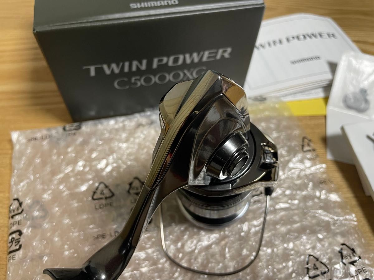新品未使用】24 ツインパワー C5000XG シマノ スピニングリール 新品未使用】24 ツインパワー C5000XG シマノ スピニングリール