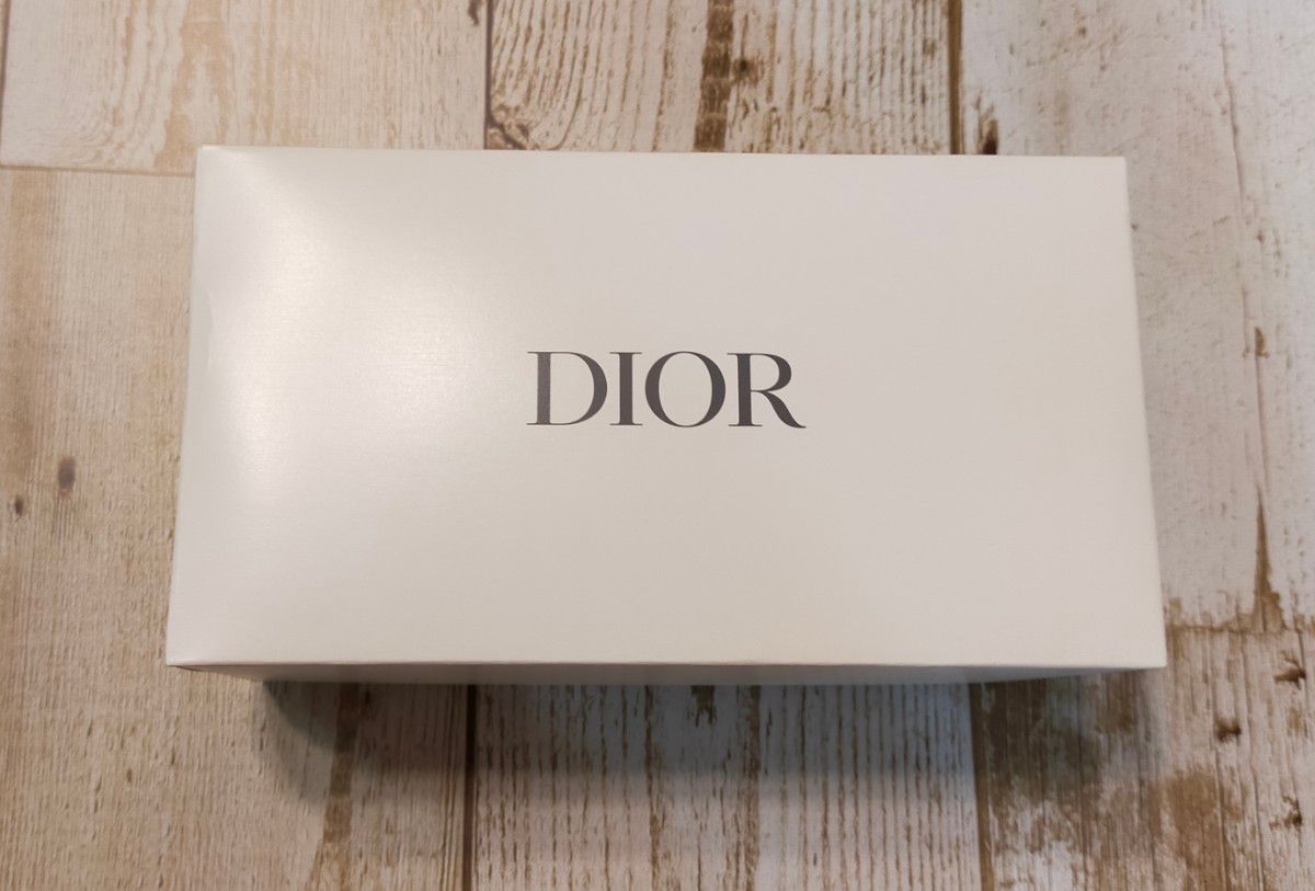 未使用 Dior ディオール ノベルティ メッシュポーチ 化粧ポーチ 未使用 Dior ディオール ノベルティ メッシュポーチ 化粧ポーチ