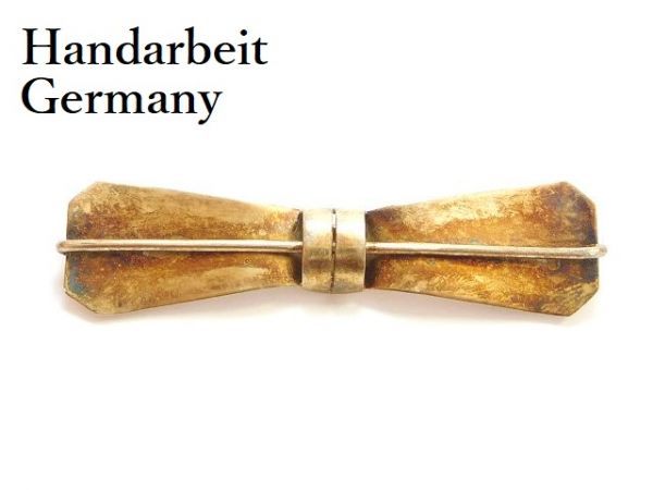 人気商品の ドイツ製 GERMANY ヴィンテージ シルバー SLVER 835 銀製 リボン ゴールド ブローチ /13561 シルバー