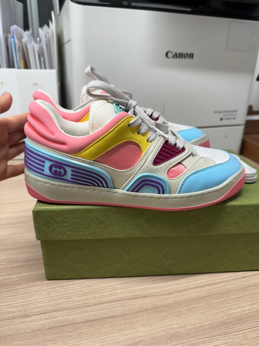GUCCI スニーカー カラフル マルチカラー 日本サイズ37 新品未 GUCCI スニーカー カラフル マルチカラー 日本サイズ37 新品未