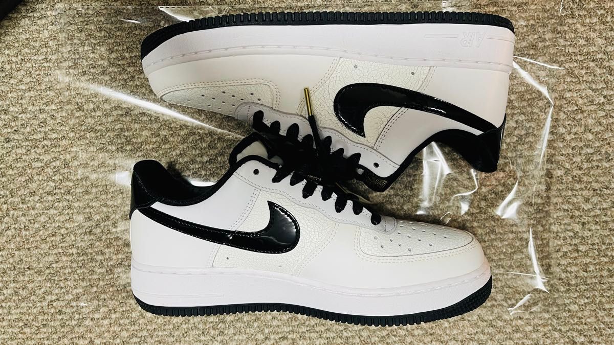 美品 27cm Nike Air Force 1 Low '07 LV8 美品 27cm Nike Air Force 1 Low '07 LV8