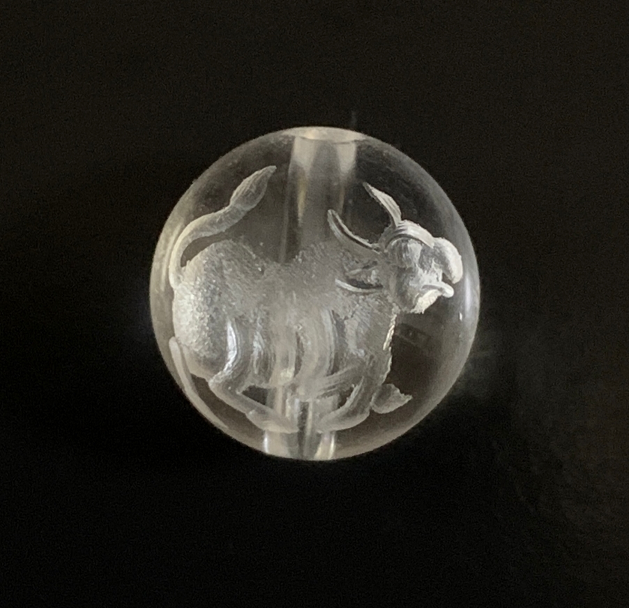 天然石彫り水晶丑(うし)12mm玉 5粒セット