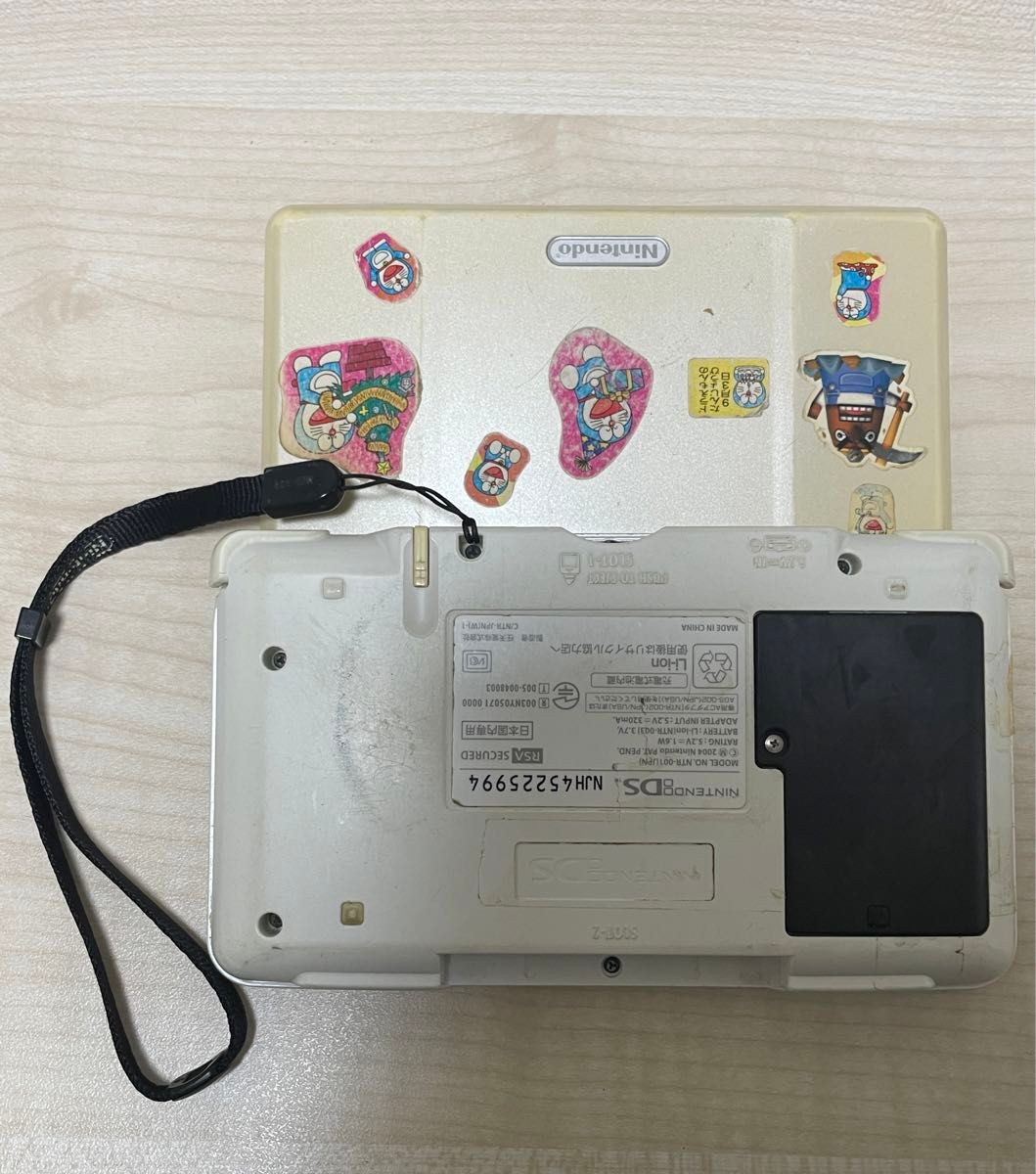 初代 ニンテンドーDS 本体 ピュアホワイト NTR-001 任天堂 初代 ニンテンドーDS 本体 ピュアホワイト NTR-001 任天堂