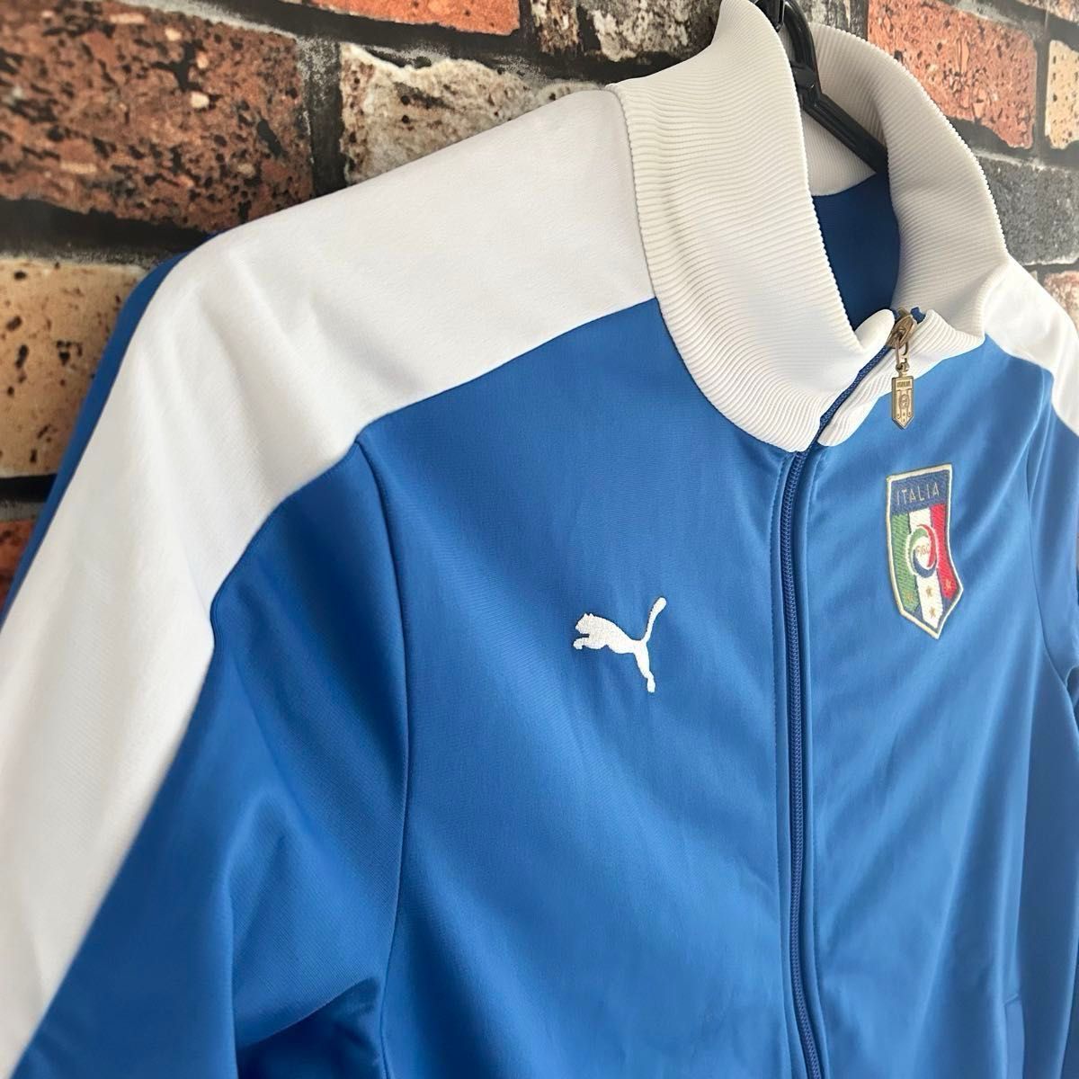 サッカー イタリア代表 トラックジャケット PUMA プーマ 刺繍 サッカー イタリア代表 トラックジャケット PUMA プーマ 刺繍