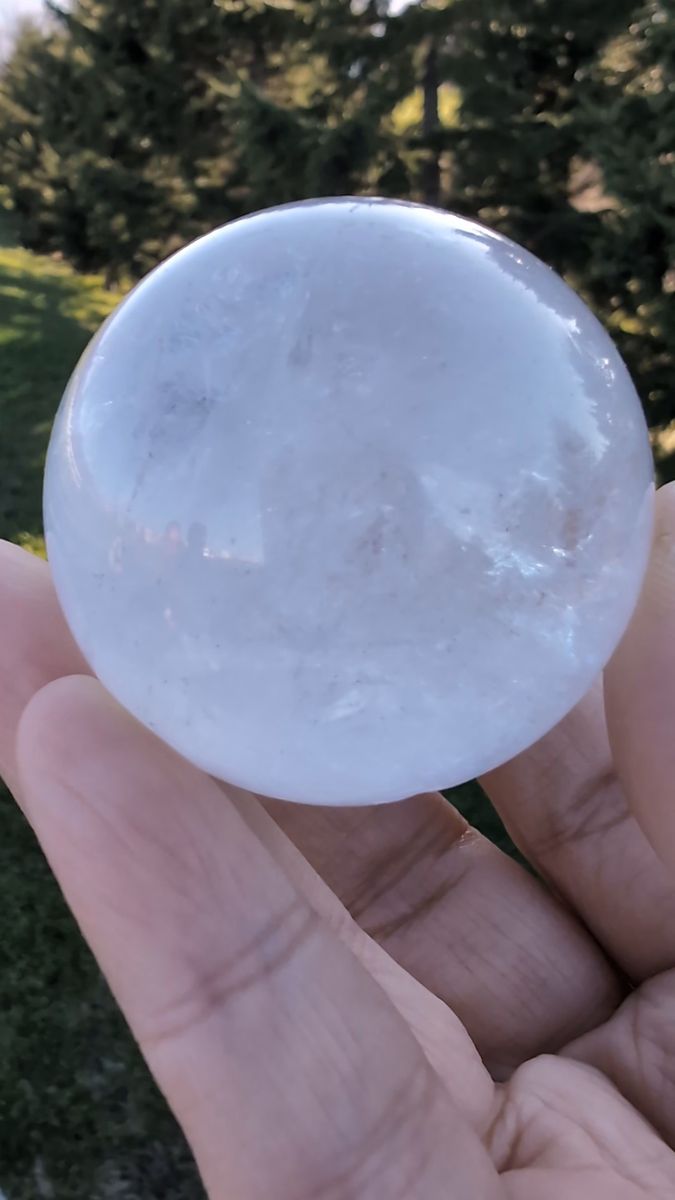 虹 白水晶 ブラジル産 丸玉 106g 42.1mm YL217 インテリア 天然石 水晶 天然石 クォーツ スフィア