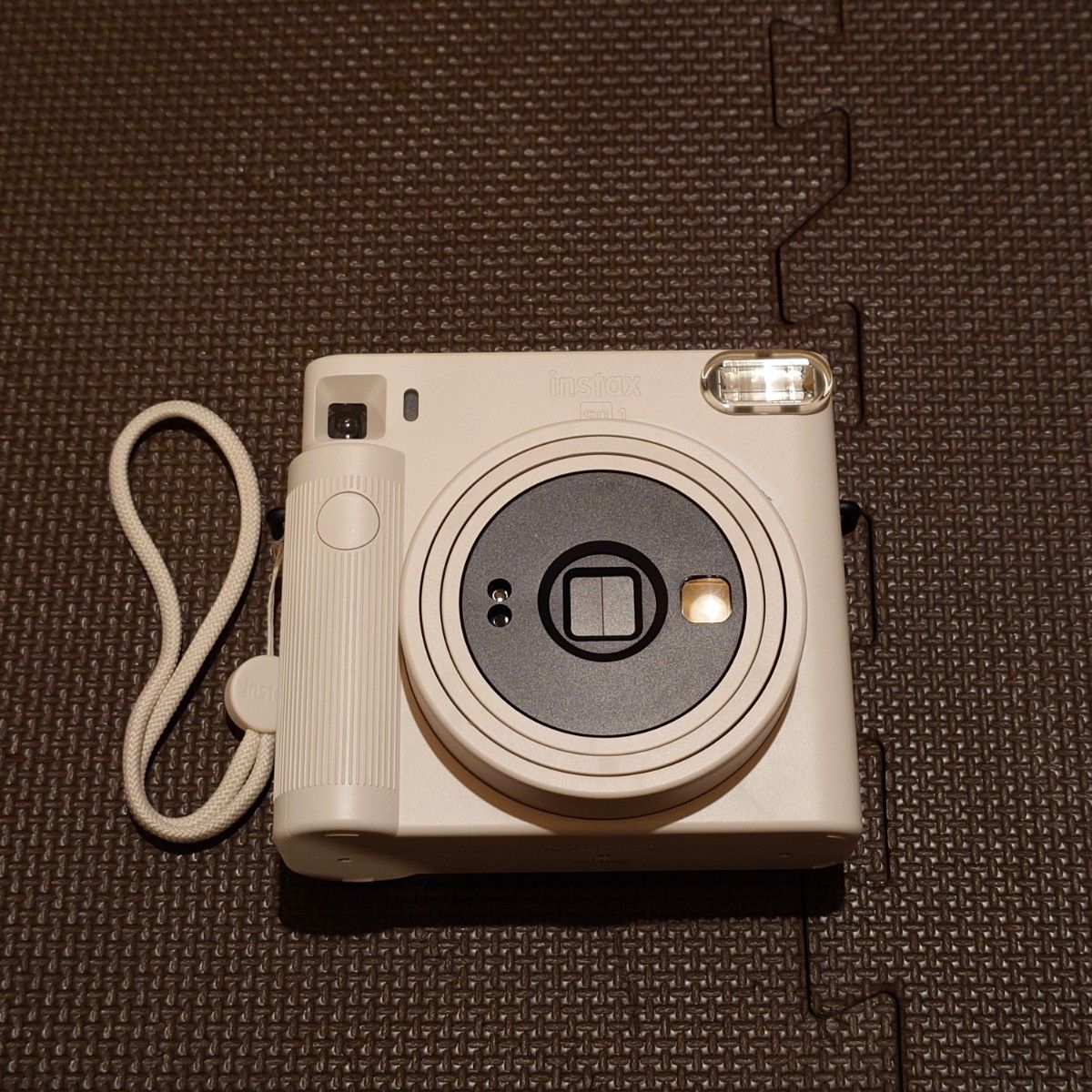 FUJIFILM チェキ スクエア Instax SQ1 ホワイト 富士フイルム FUJIFILM チェキ スクエア Instax SQ1 ホワイト 富士フイルム