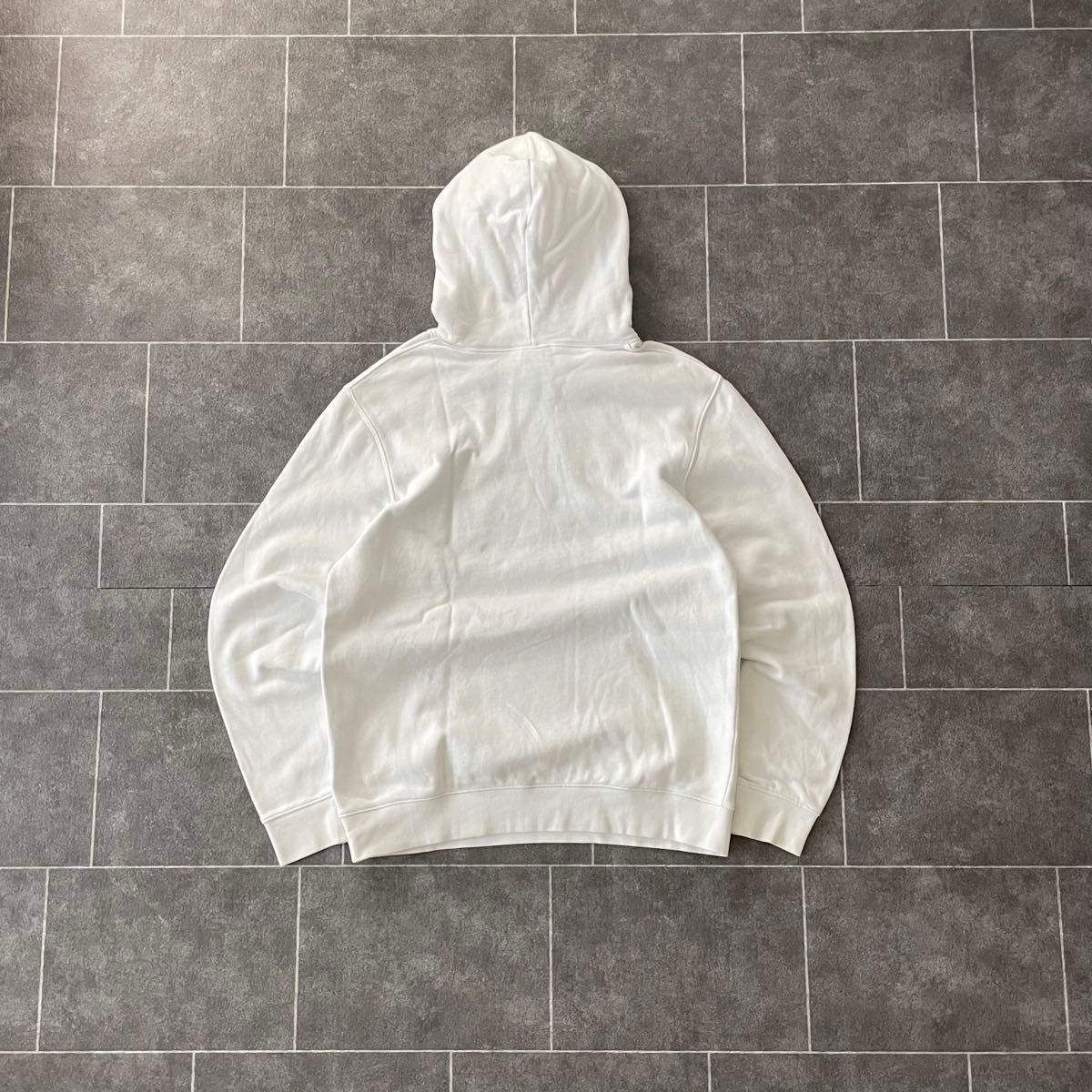 STUSSY ステューシー スウェットパーカー 白 M|Yahoo!フリマ STUSSY ステューシー スウェットパーカー 白 M|Yahoo!フリマ