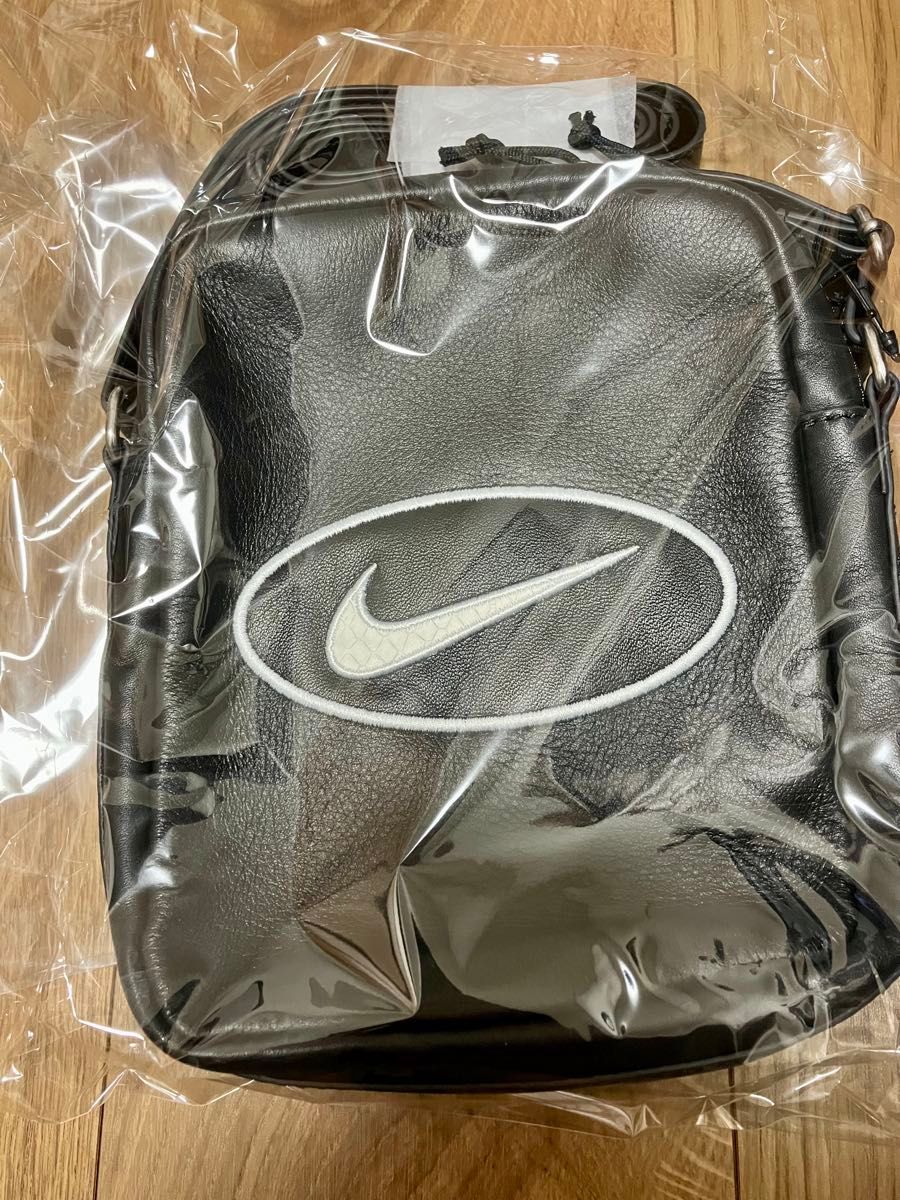 Supreme x Nike Leather Shoulder Bag Supreme x Nike Leather Shoulder Bag