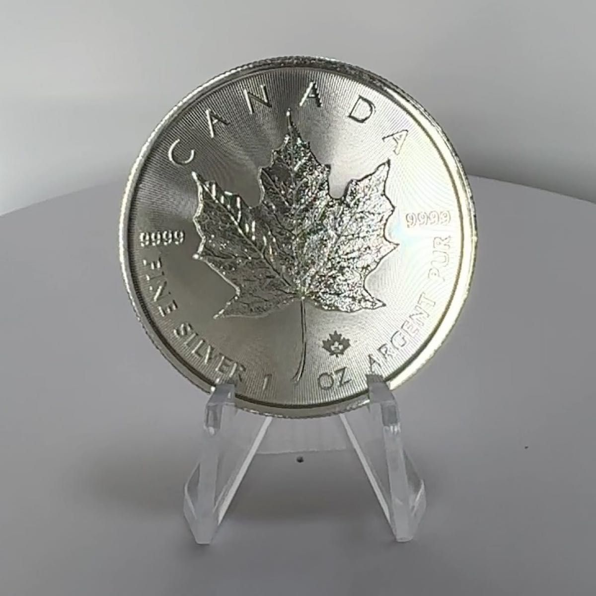 S-235【2025年発行】メイプルリーフ銀貨 1オンス FINE SILVER