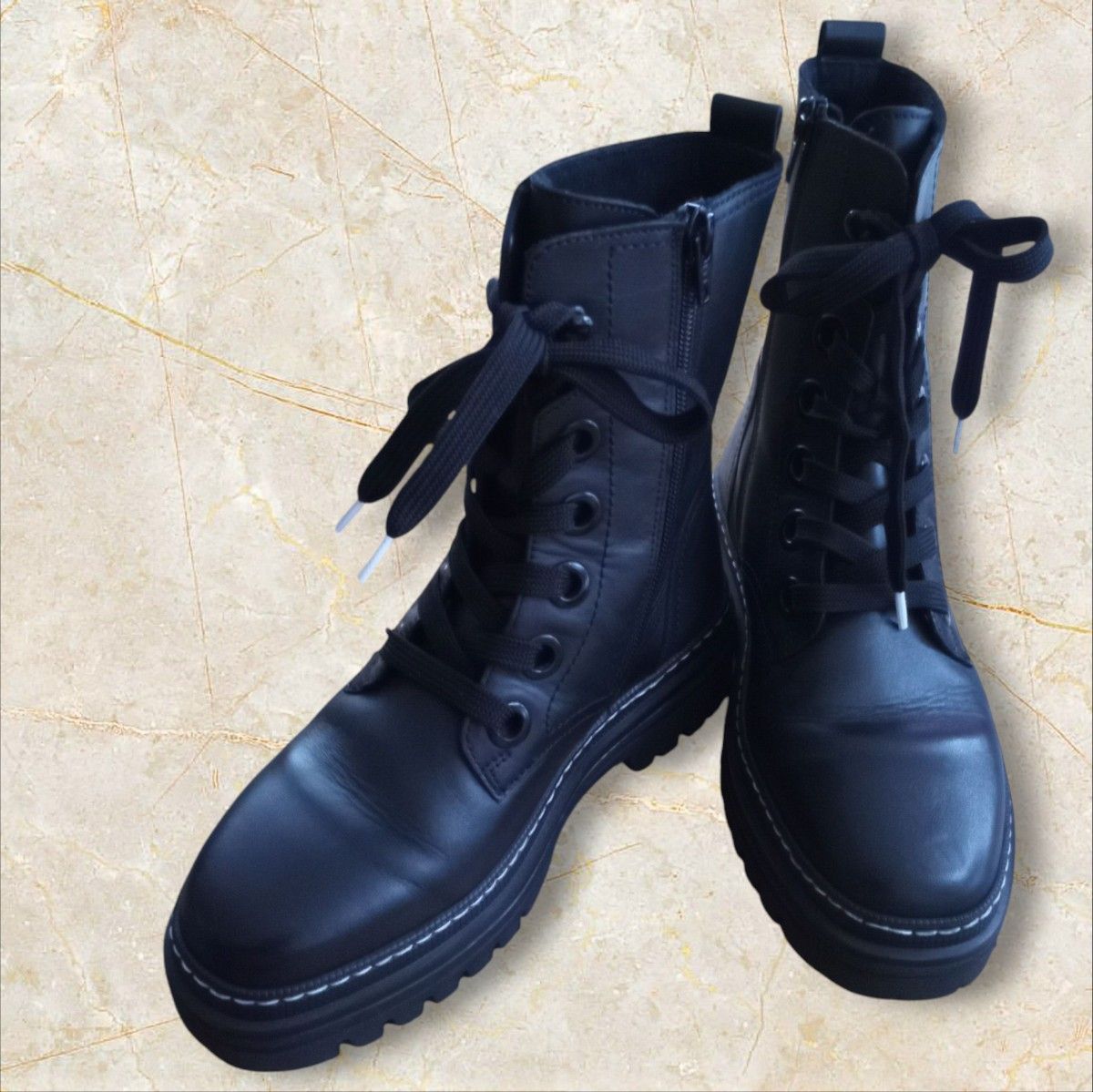 Gabor ショートブーツ ブラック 黒 3 厚底 レースアップ Gabor ショートブーツ ブラック 黒 3 厚底 レースアップ