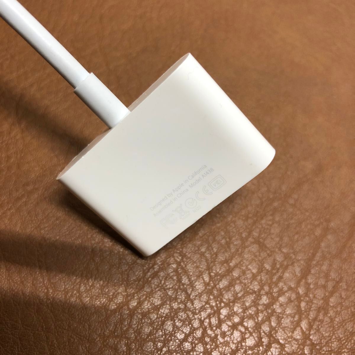Apple純正 Lightning - Digital AVアダプタ A1438 HDMI アダプタ Apple純正 Lightning - Digital AVアダプタ A1438 HDMI アダプタ