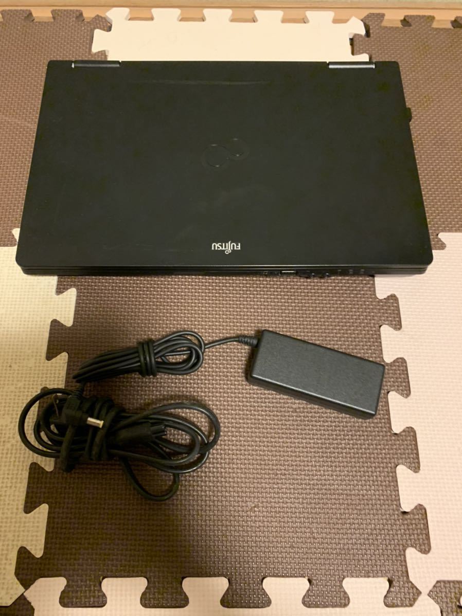 15インチ~ FUJITSU DESKTOP-Q2MCREI core i3-2350 4GB win10