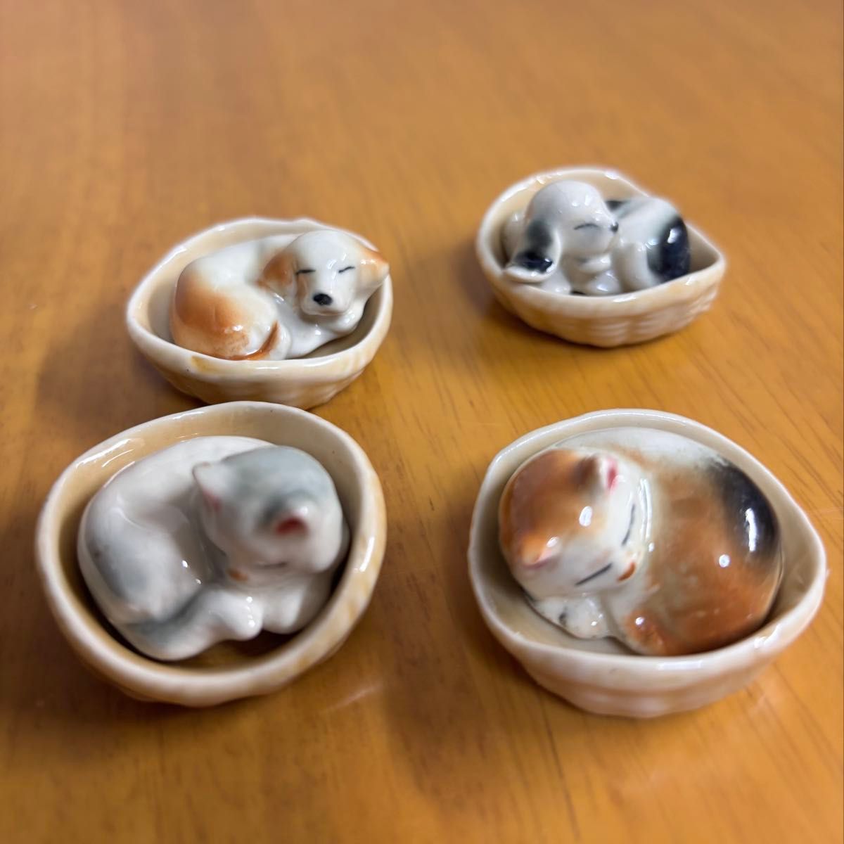 陶器の猫の置物4個セット|Yahoo!フリマ(旧PayPayフリマ) 陶器の猫の置物4個セット|Yahoo!フリマ(旧PayPayフリマ)