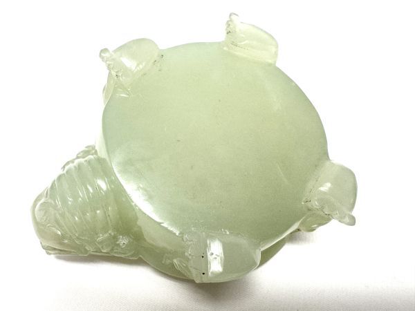旧家より 中国美術 翡翠彫刻 亀 置物 290.5g 香炉? 玉石 和田玉 旧家より 中国美術 翡翠彫刻 亀 置物 290.5g 香炉? 玉石 和田玉