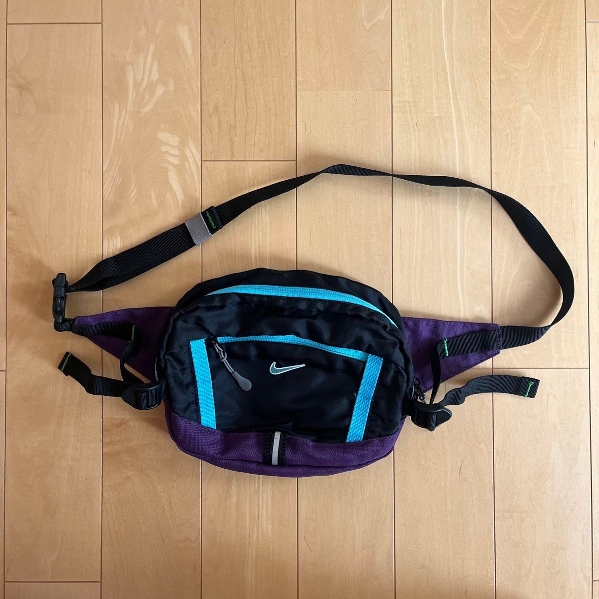 00s Y2K NIKE ナイキ ヴィンテージウエストポーチ ボディバッグ 00s Y2K NIKE ナイキ ヴィンテージウエストポーチ ボディバッグ
