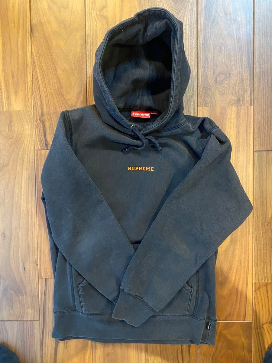 Supreme ブラック フード付きパーカー|Yahoo!フリマ(旧PayPay Supreme ブラック フード付きパーカー|Yahoo!フリマ(旧PayPay