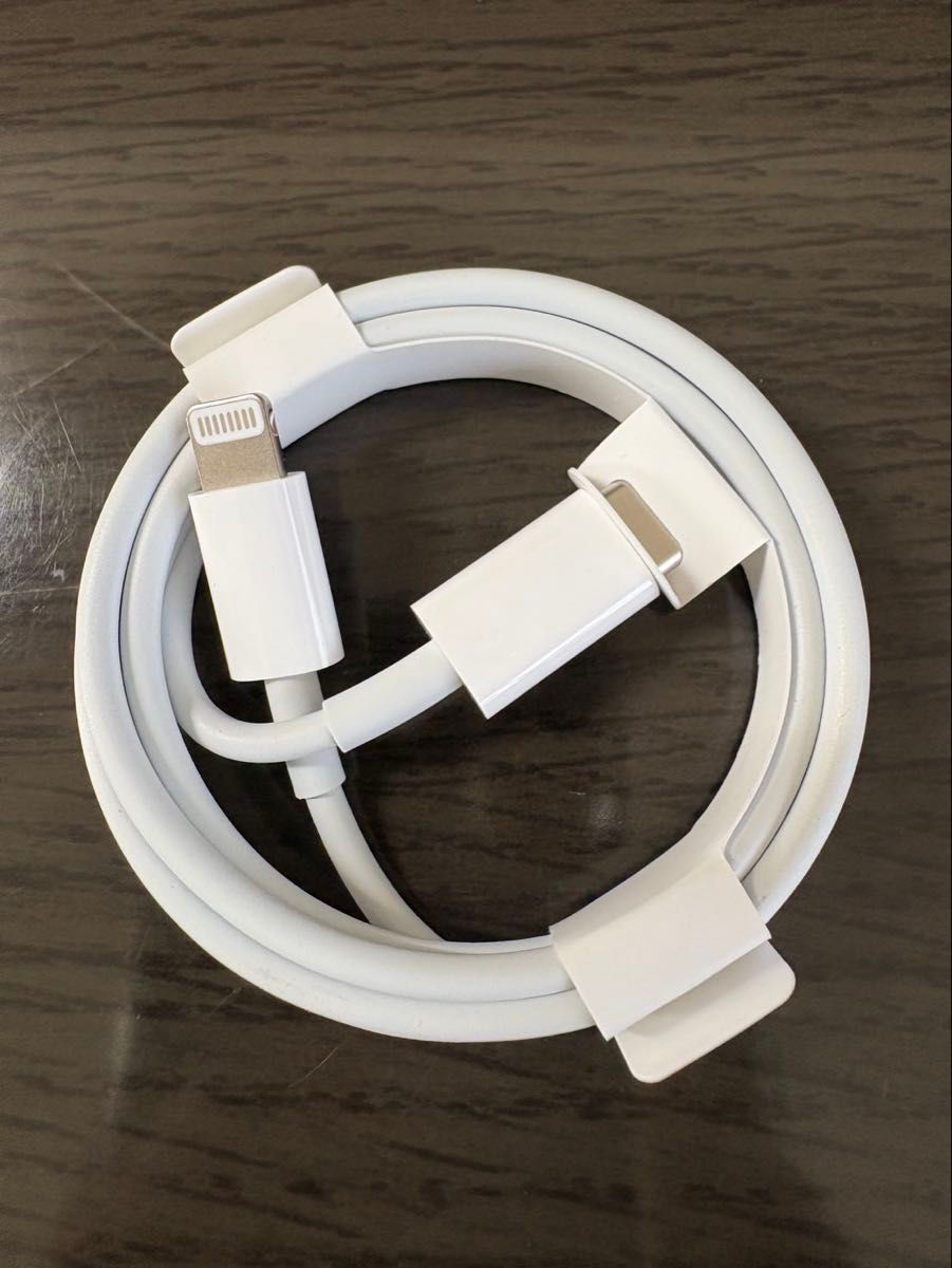 Apple Lightningケーブル タイプC iPhone14付属品 純正|Yahoo Apple Lightningケーブル タイプC iPhone14付属品 純正|Yahoo