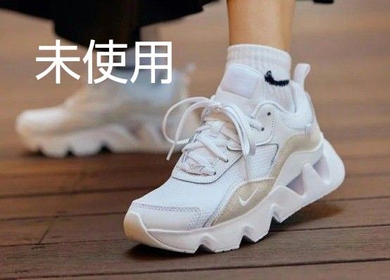 新色 NIKE ナイキ スニーカー RYZ 365 2 ホワイト 24 5cm|Yahoo 新色 NIKE ナイキ スニーカー RYZ 365 2 ホワイト 24 5cm|Yahoo