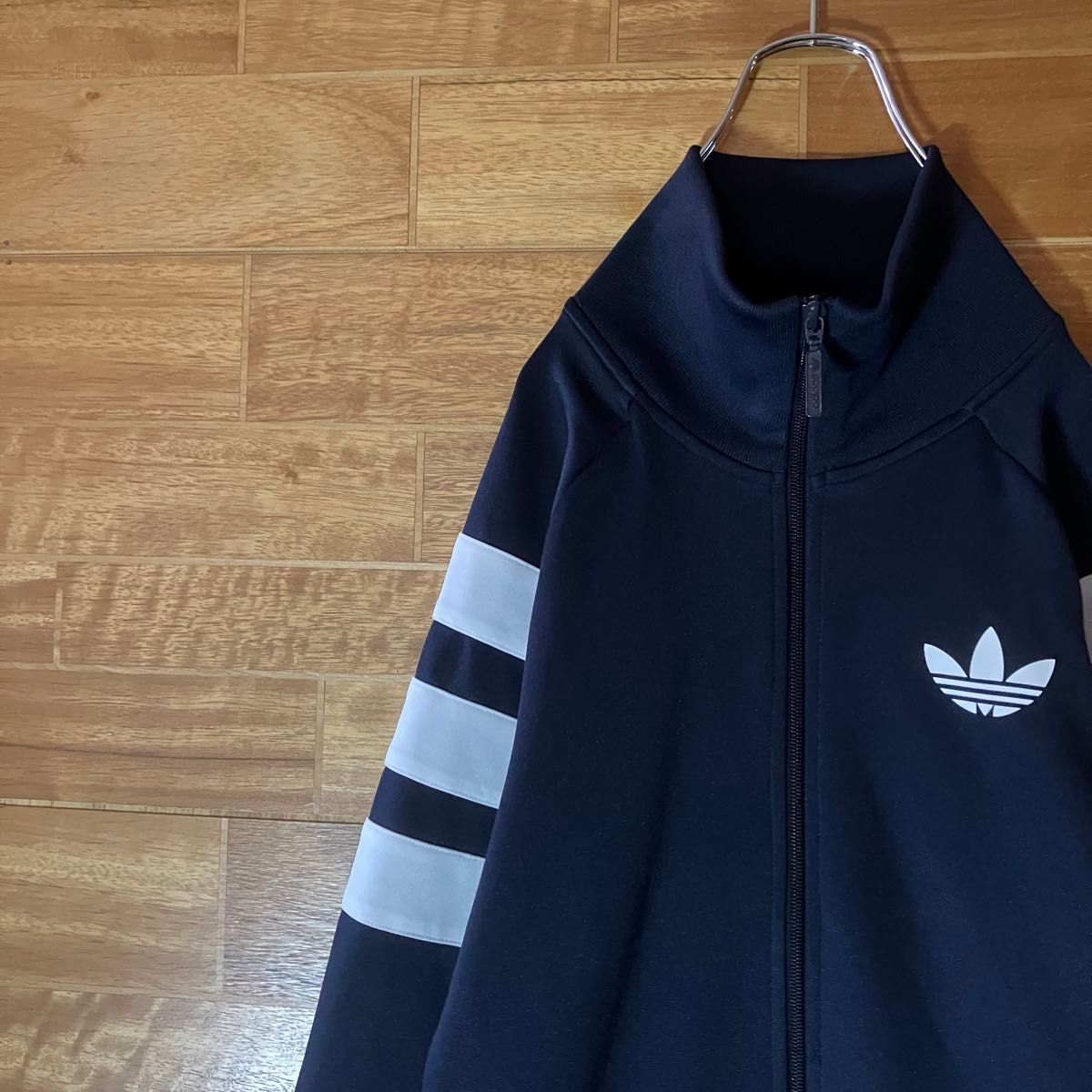 adidas トラックジャケット ジャージ ハイネック サイドライン adidas トラックジャケット ジャージ ハイネック サイドライン