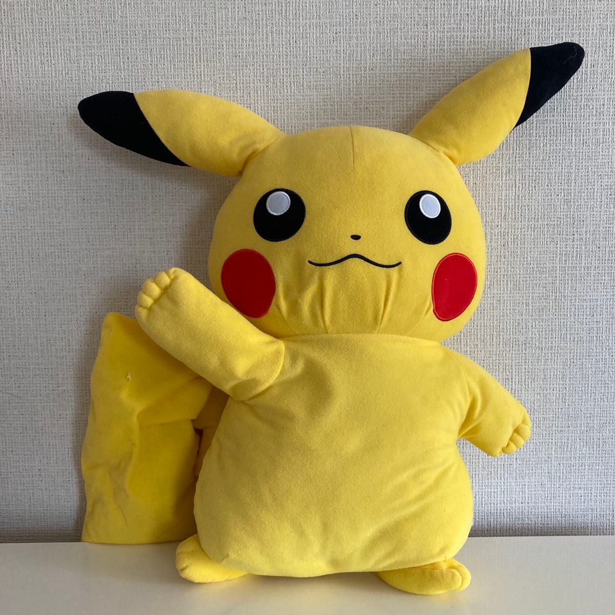 ポケモンセンター ぬいぐるみ ピカチュウ まとめ売り ポケモンセンター ぬいぐるみ ピカチュウ まとめ売り