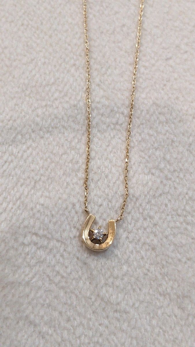 スタージュエリー K10 馬蹄 ネックレス ダイヤモンド 0 02ct スタージュエリー K10 馬蹄 ネックレス ダイヤモンド 0 02ct