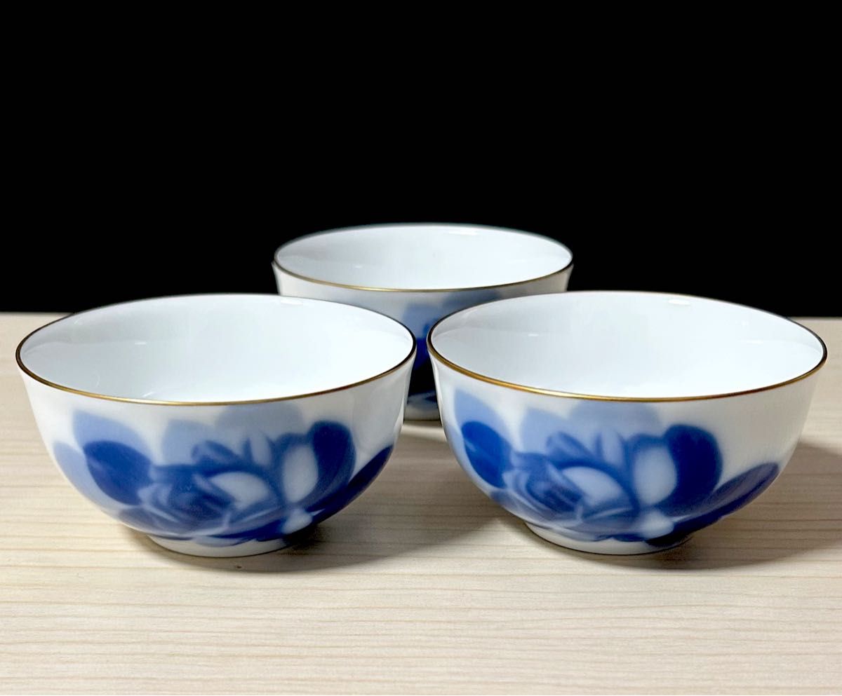 大倉陶園 ブルーローズ 湯呑み 3点 未使用保管品 美品|Yahoo 大倉陶園 ブルーローズ 湯呑み 3点 未使用保管品 美品|Yahoo