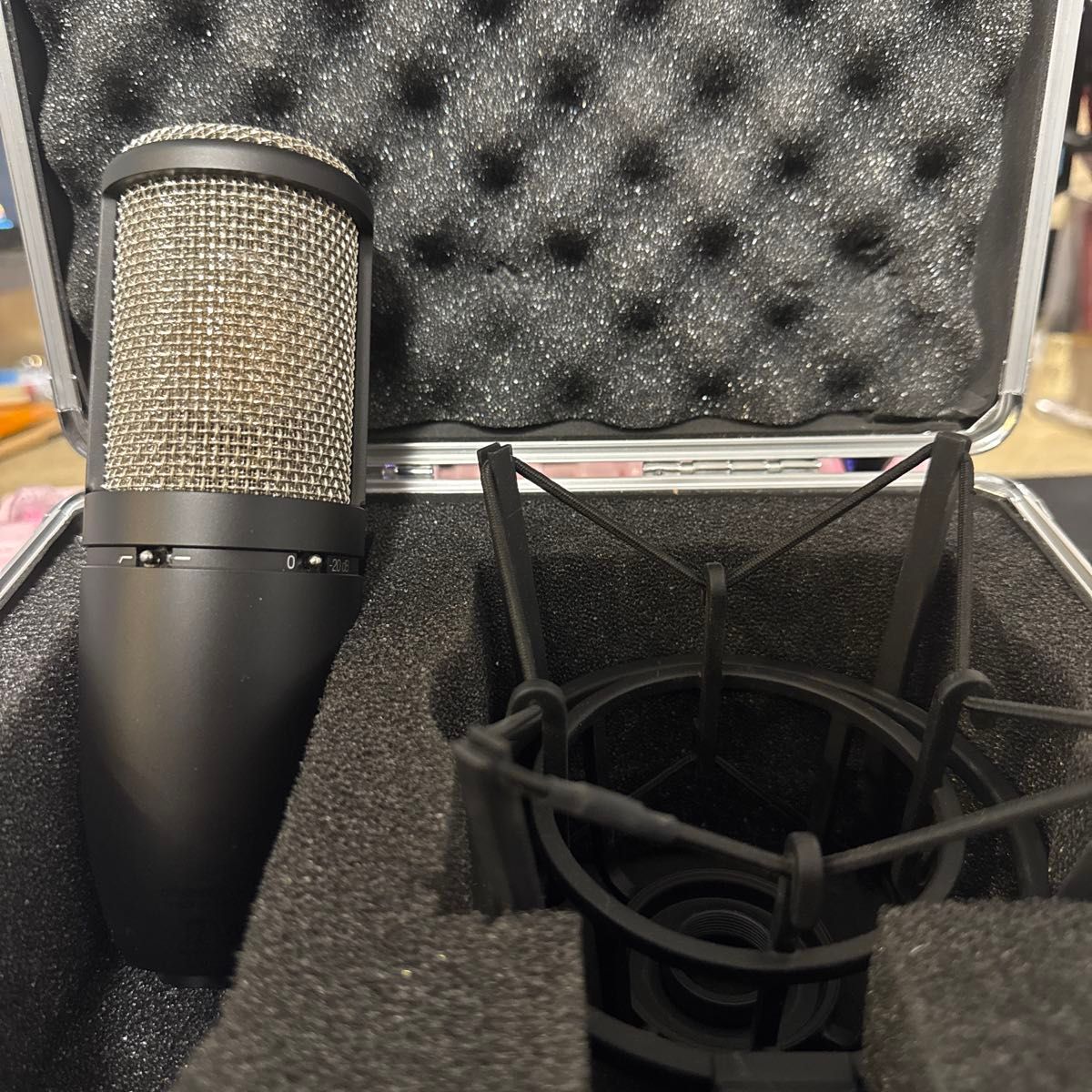 AKG P420 コンデンサーマイク|Yahoo!フリマ(旧PayPayフリマ) AKG P420 コンデンサーマイク|Yahoo!フリマ(旧PayPayフリマ)