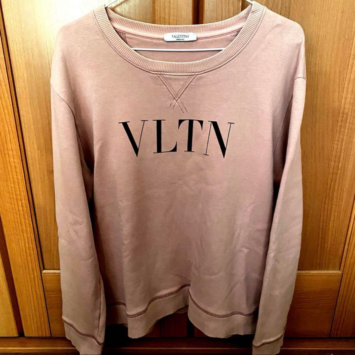 VALENTINO ロゴ スウェット|Yahoo!フリマ(旧PayPayフリマ) VALENTINO ロゴ スウェット|Yahoo!フリマ(旧PayPayフリマ)