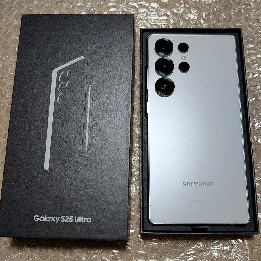 Galaxy S25 Ultra 256GB チタニウムホワイトシルバー 日本語版 Galaxy S25 Ultra 256GB チタニウムホワイトシルバー 日本語版