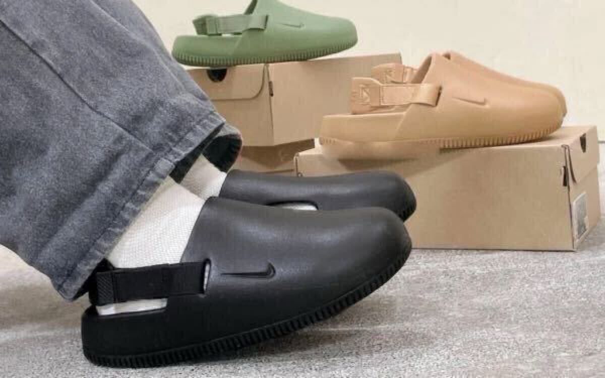 新品 定価8580円　25㎝　NIKE WMNS CALM MULE ナイキ ウィメンズ カーム ミュール ブラック サンダル レディース　黒