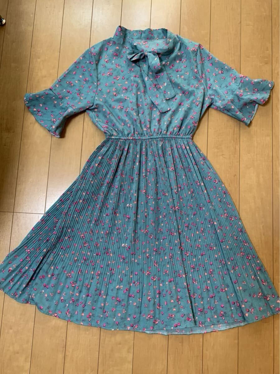 ワンピース 花柄 緑 グリーン エメラルドグリーン フリーサイズ mocha 下北沢 原宿系_画像1