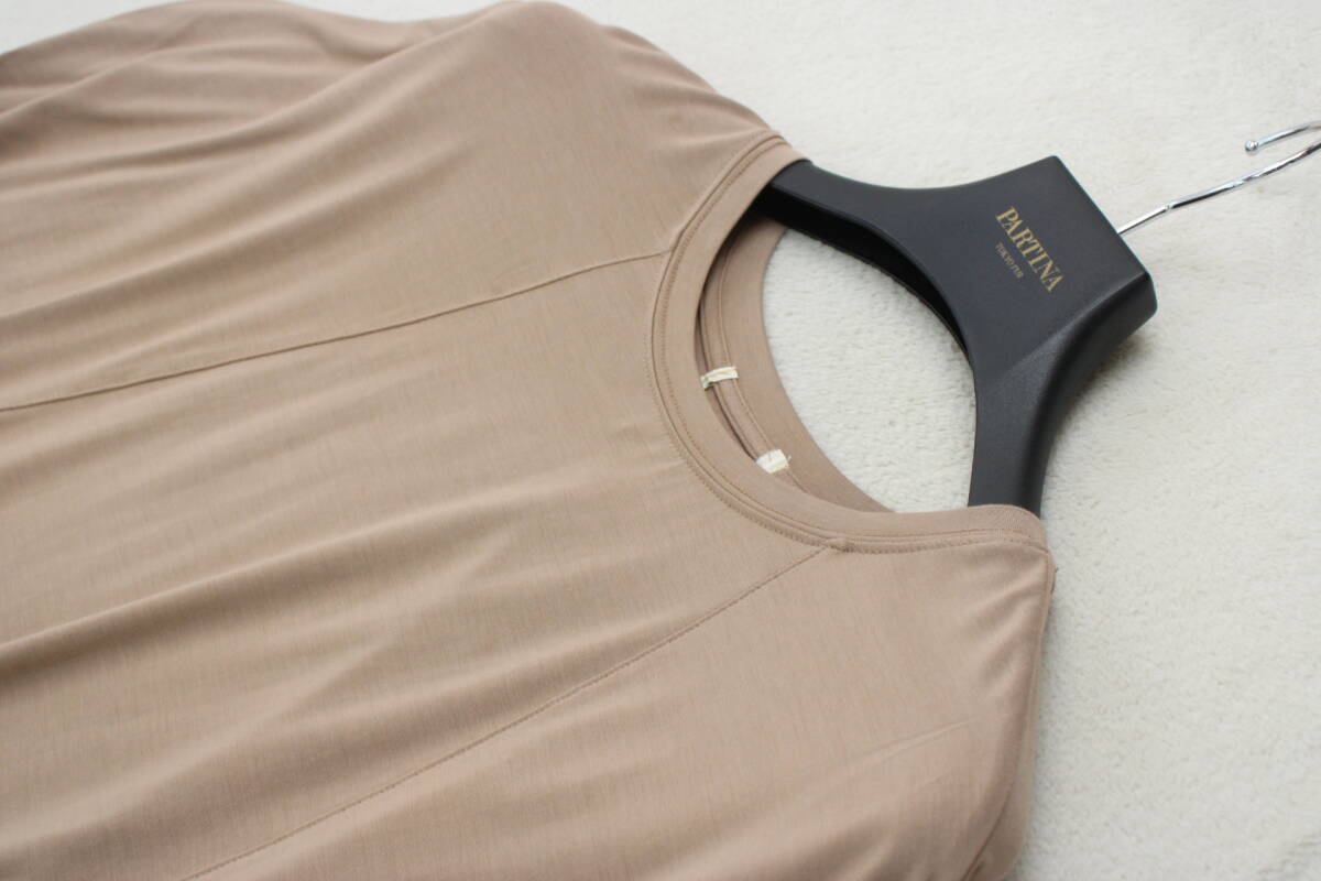 4-74 新品 バックフロッキー文字入りカットソー