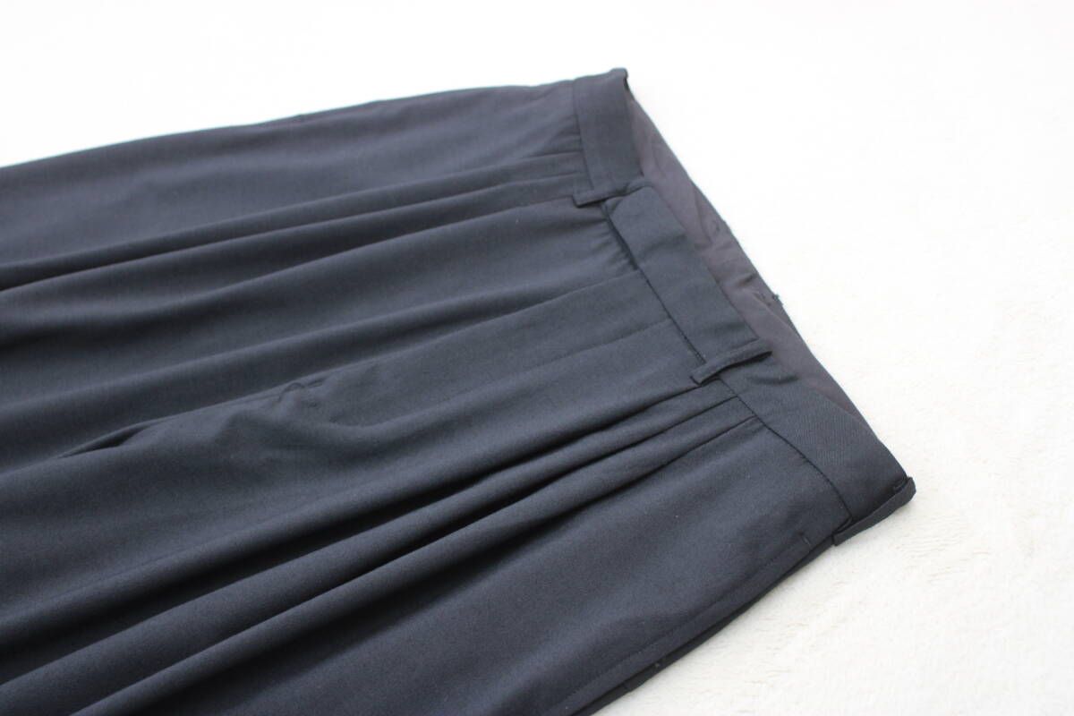 4-122 新品 タックデザインパンツ 定価￥14,000＋稅