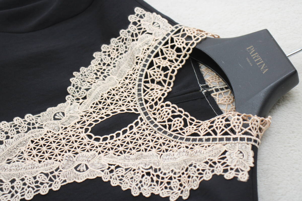 4-163 新品タグ付き レース使いプルオーバー 定価￥12,000＋稅