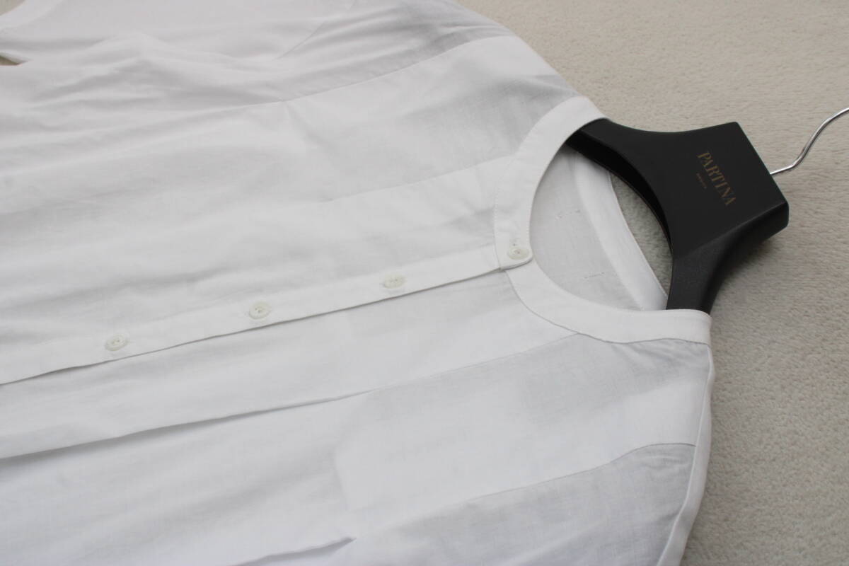 4-204 新品タグ付き タックショート丈ブラウス