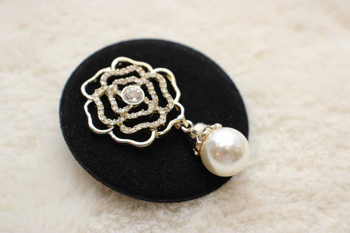 新品 レリアン Leilian アクセサリー フラワーブローチ 16