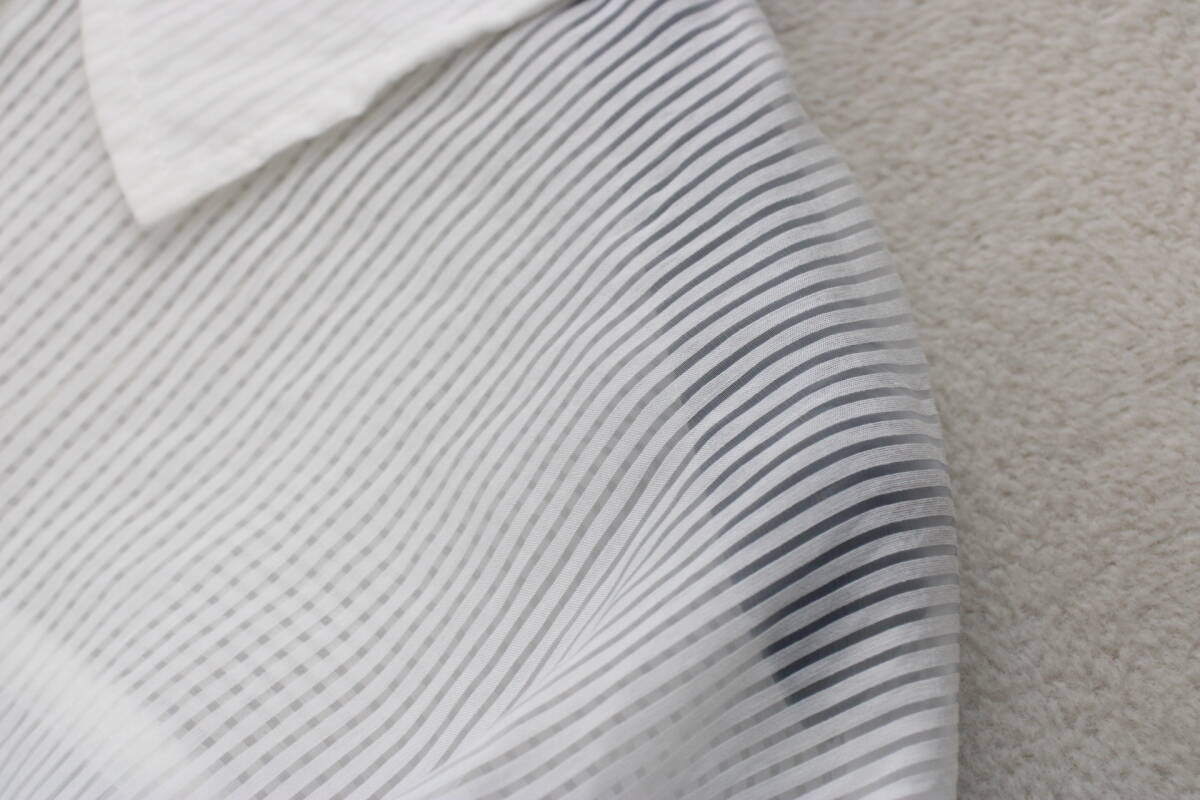 3-1226 新品 シアールーズシャツ ホワイトＦサイズ 定価￥9,900＋稅