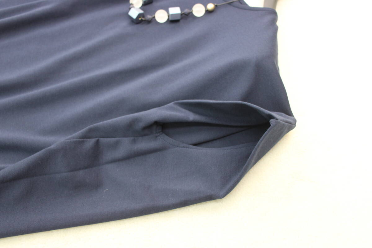 4-261 新品 レリアン制アクセサリー付 カットソー ネイビー Ｆサイズ 定価￥29,800