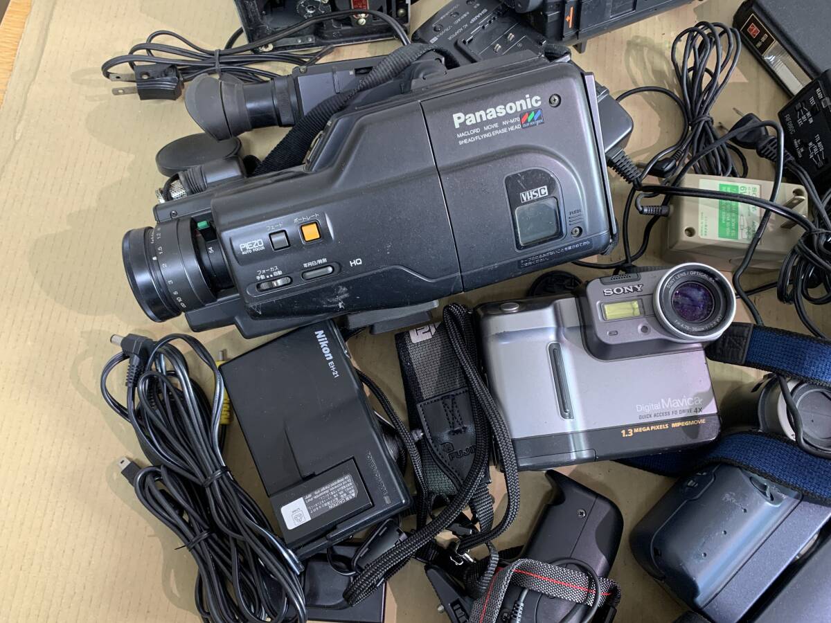 SONY/Panasonic/他 ビデオカメラ ケーブル 付屬品 詳細(xì)不明 動作未確認(rèn) まとめて ジャンク セット まとめ (279)