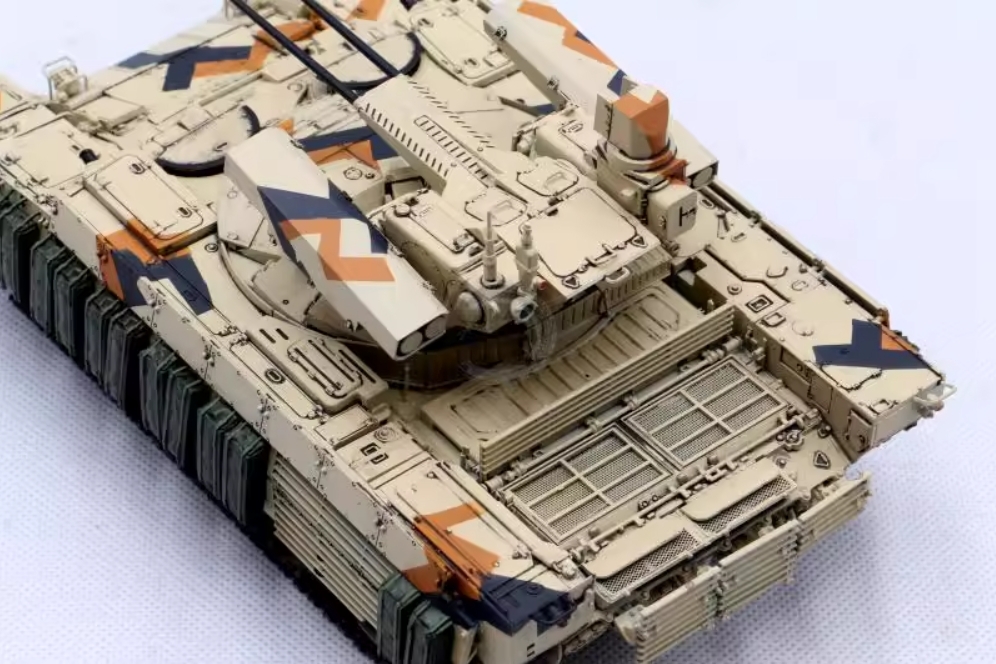 1/35 ロシア軍 BMPT-72 歩兵支援戦闘車 組立塗装済完成品_画像8