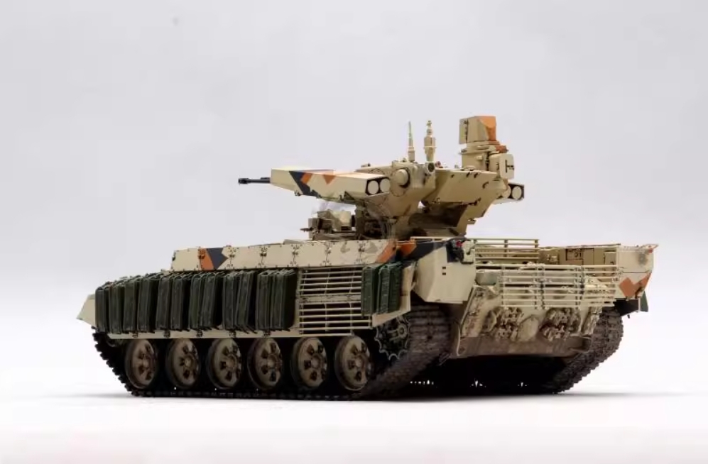 1/35 ロシア軍 BMPT-72 歩兵支援戦闘車 組立塗装済完成品_画像3